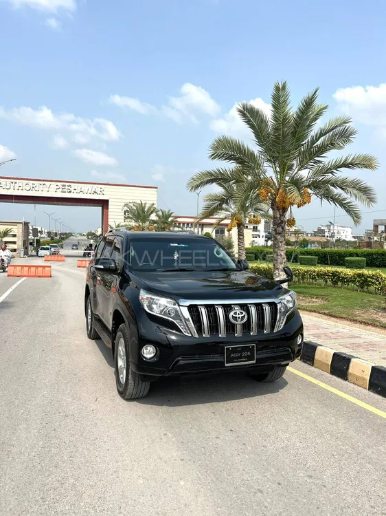 Toyota Prado 2013 for Sale in Peshawar Image-1