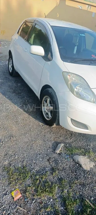Toyota Vitz 2009 for Sale in Abbottabad Image-1