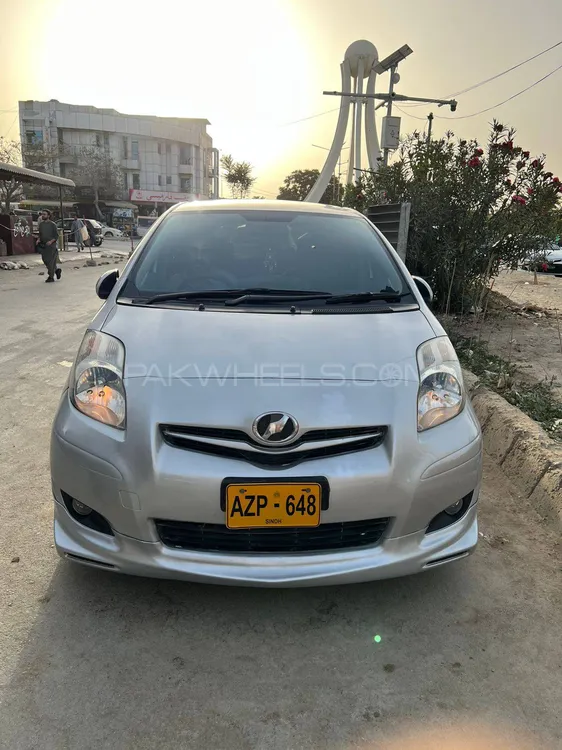 Toyota Vitz 2005 for Sale in Quetta Image-1