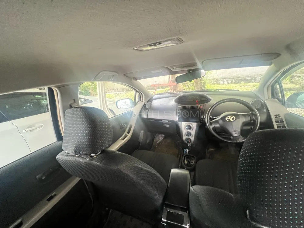 Toyota Vitz 2007 for Sale in Abbottabad Toyota Vitz 2007 for Sale in Abbottabad Image-12