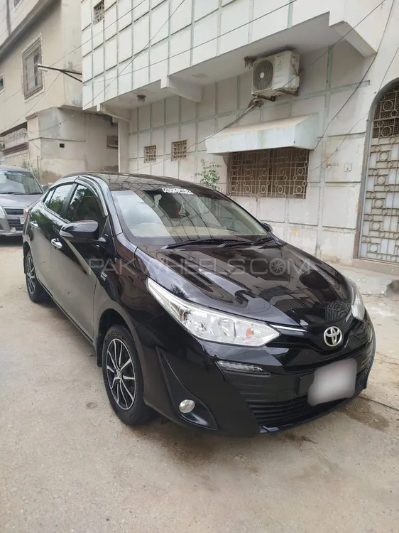 Toyota Yaris Sedan 2023 for Sale in Karachi Image-1
