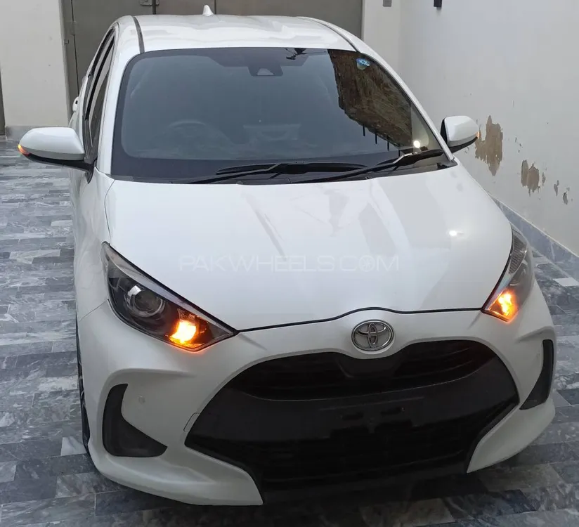 Toyota Yaris Hatchback 2020 for Sale in Hyderabad Image-1