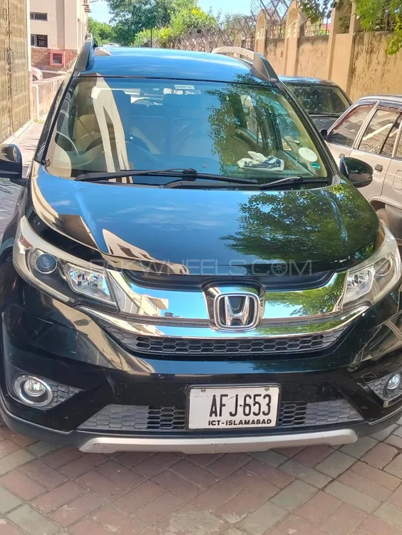 Honda BR-V 2017 for Sale in Islamabad Image-1