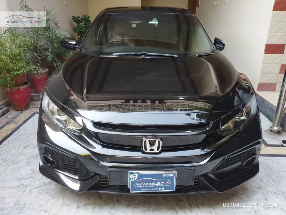 ہونڈا سوک 2018 for Sale in پشاور Image-1