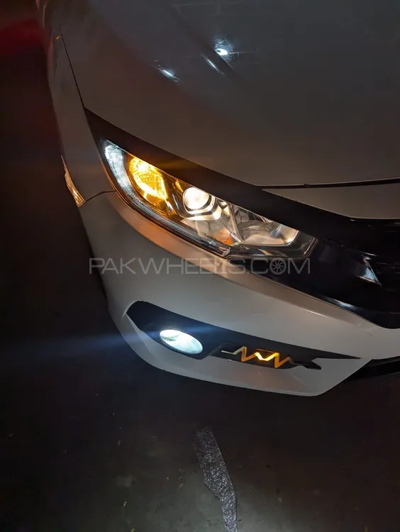 Honda Civic 2016 for Sale in Hyderabad Image-1