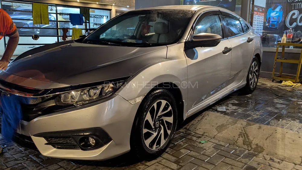 Honda Civic 2017 for Sale in Lahore Image-1
