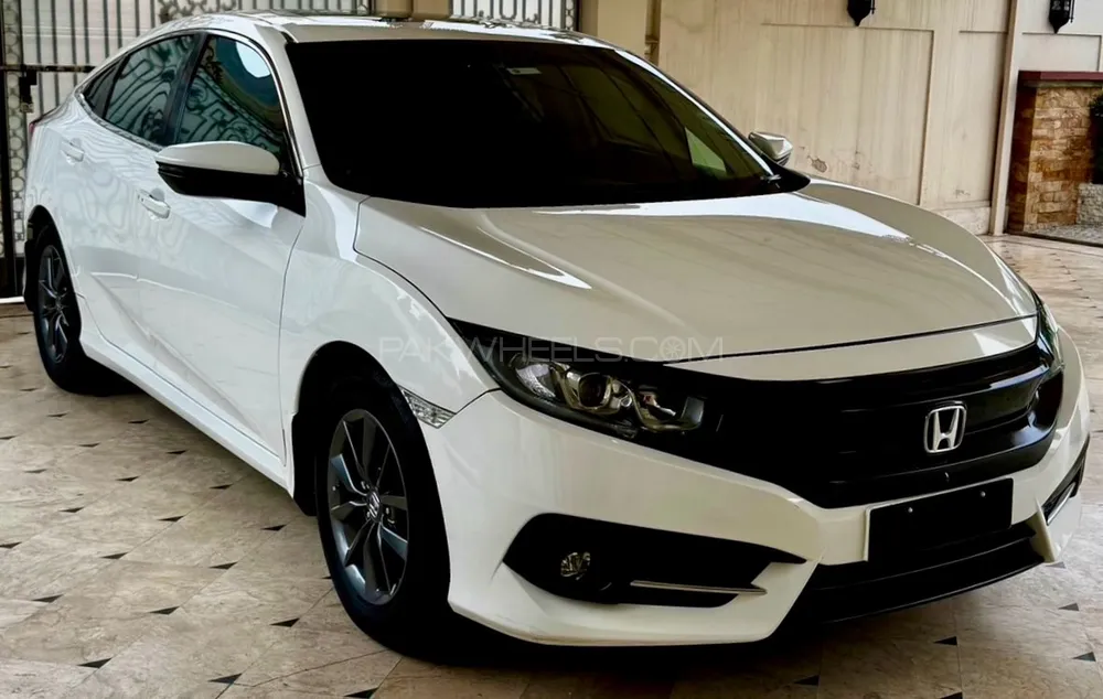 Honda Civic 2018 for Sale in Faisalabad Image-1