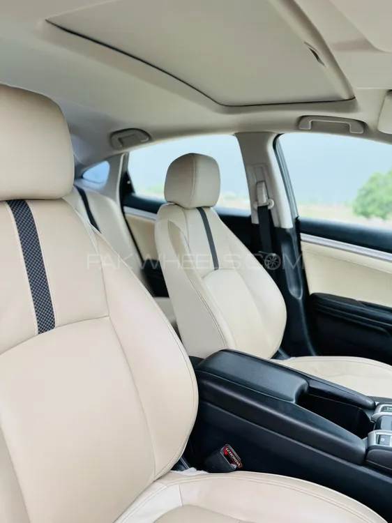 Honda Civic 2021 for Sale in Pir mahal Image-1