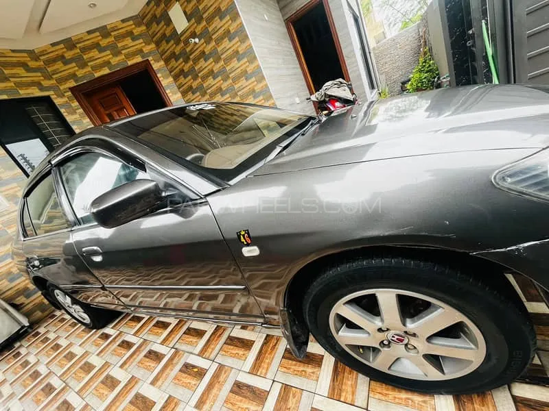 Honda Civic 2005 for Sale in Lahore Image-1