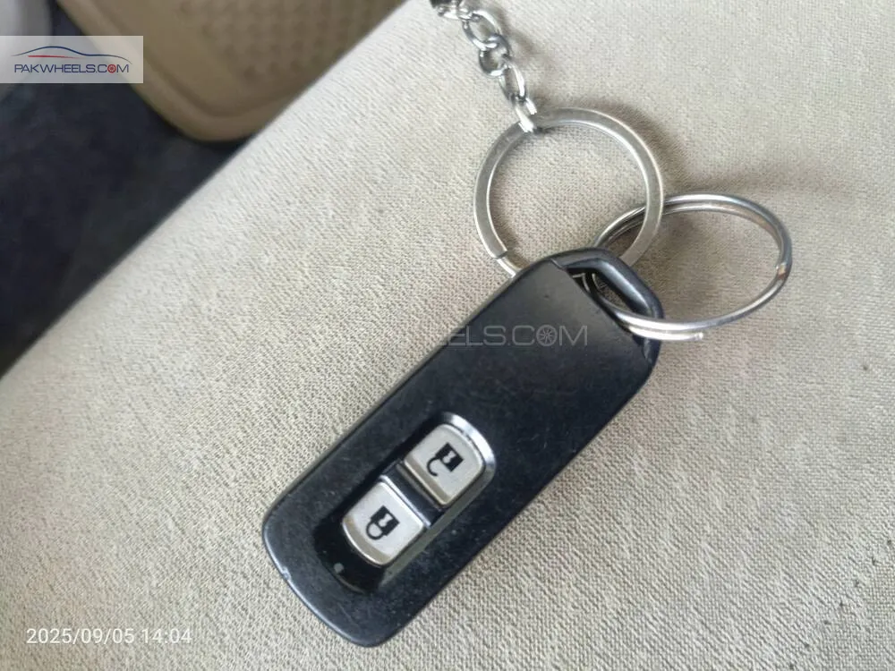 Honda N Wgn 2016 for Sale in Lahore Honda N Wgn 2016 for Sale in Lahore Image-13