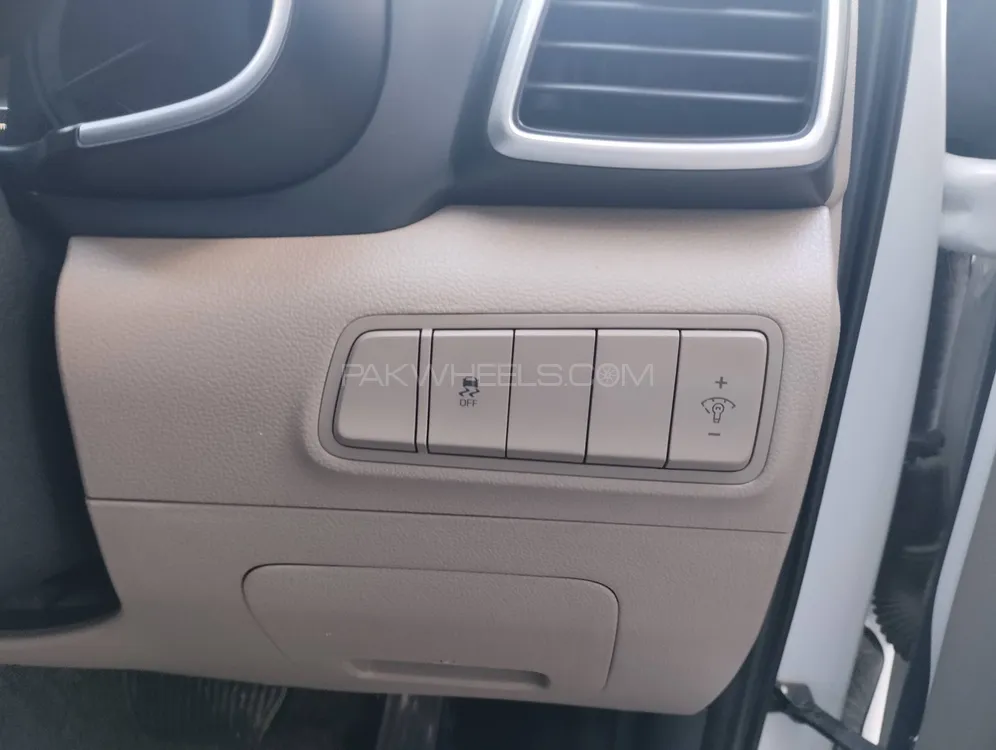 Hyundai Tucson 2022 for Sale in Lahore Hyundai Tucson 2022 for Sale in Lahore Image-15