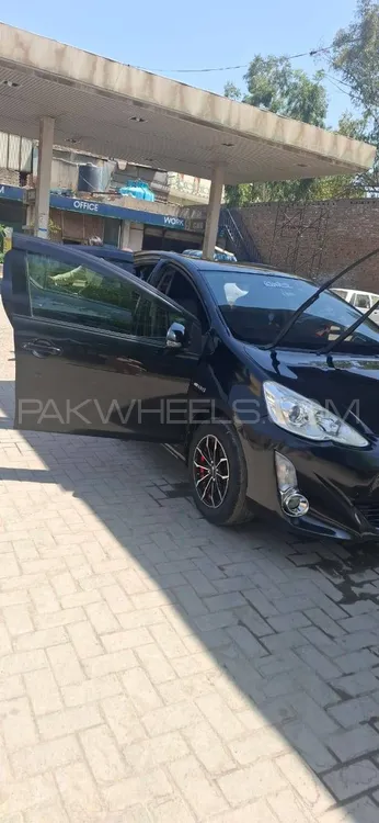 Toyota Aqua 2015 for Sale in Islamabad Image-1