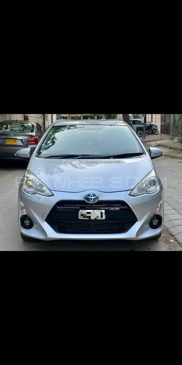 Toyota Aqua 2015 for Sale in Karachi Image-1