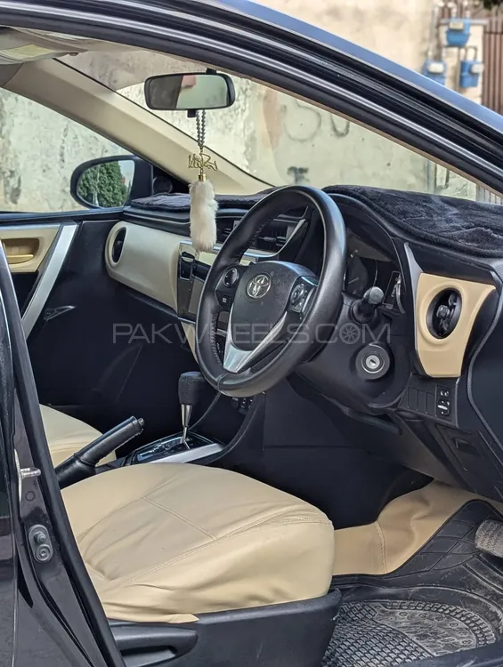 Toyota Corolla 2018 for Sale in Rawalpindi Toyota Corolla 2018 for Sale in Rawalpindi Image-7