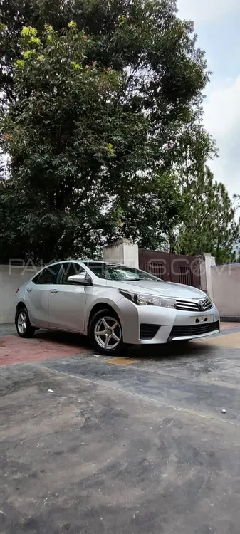 Toyota Corolla 2017 for Sale in Abbottabad Image-1