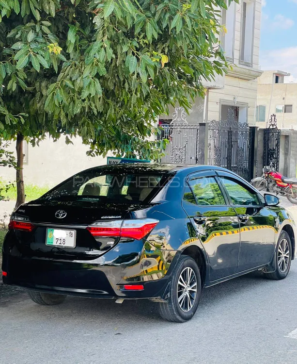 Toyota Corolla 2018 for Sale in Lahore Image-1