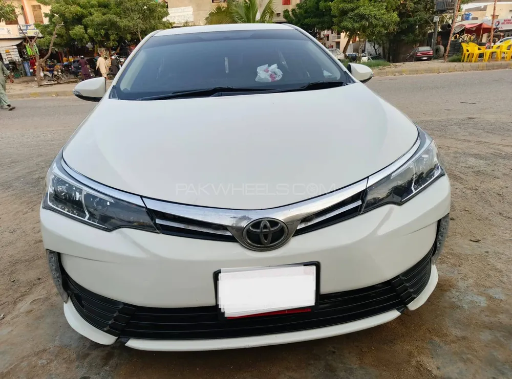 Toyota Corolla 2019 for Sale in Karachi Image-1
