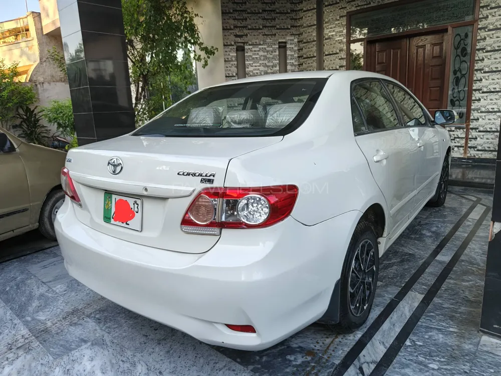 Toyota Corolla 2013 for Sale in Lahore Image-1