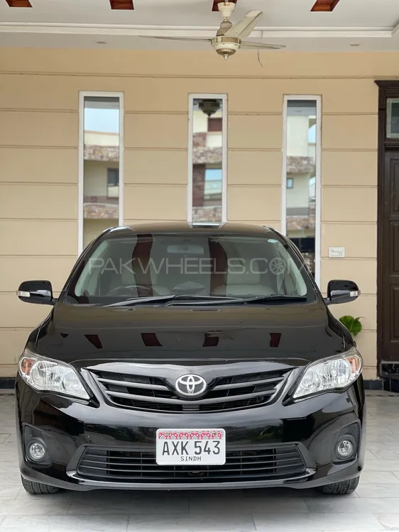 Toyota Corolla 2012 for Sale in Karachi Image-1