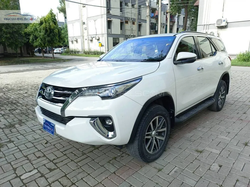 Toyota Fortuner 2019 for Sale in Lahore Toyota Fortuner 2019 for Sale in Lahore Image-3