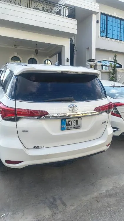 Toyota Fortuner 2018 for Sale in Islamabad Image-1