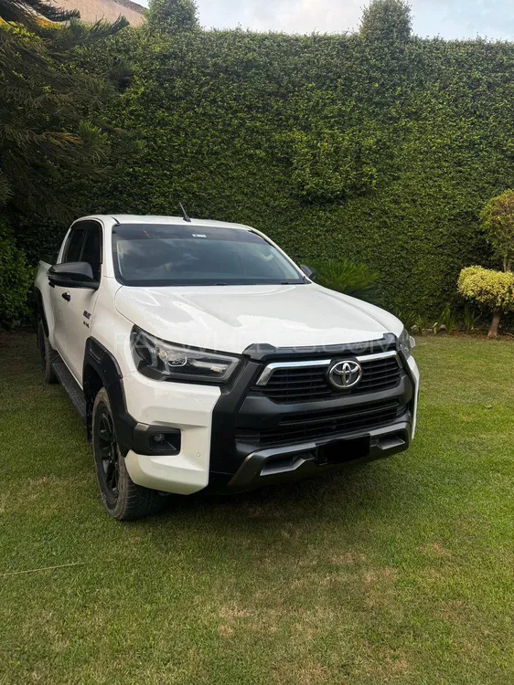 Toyota Hilux 2022 for Sale in Peshawar Image-1