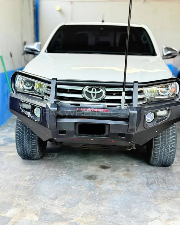 Toyota Hilux 2019 for Sale in Peshawar Image-1