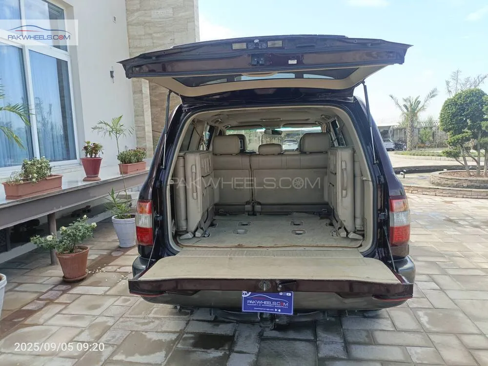 Toyota Land Cruiser 2005 for Sale in Islamabad Toyota Land Cruiser 2005 for Sale in Islamabad Image-11
