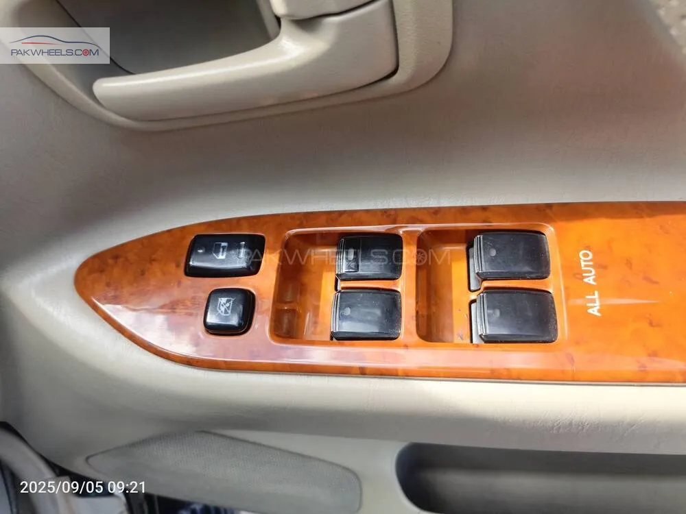 Toyota Land Cruiser 2005 for Sale in Islamabad Toyota Land Cruiser 2005 for Sale in Islamabad Image-12