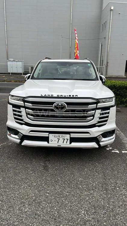 Toyota Land Cruiser 2023 for Sale in Gujranwala Image-1