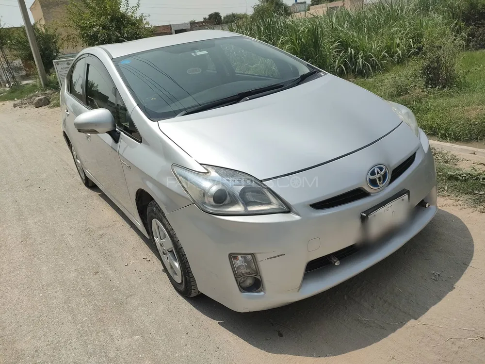 Toyota Prius 2011 for Sale in Peshawar Image-1