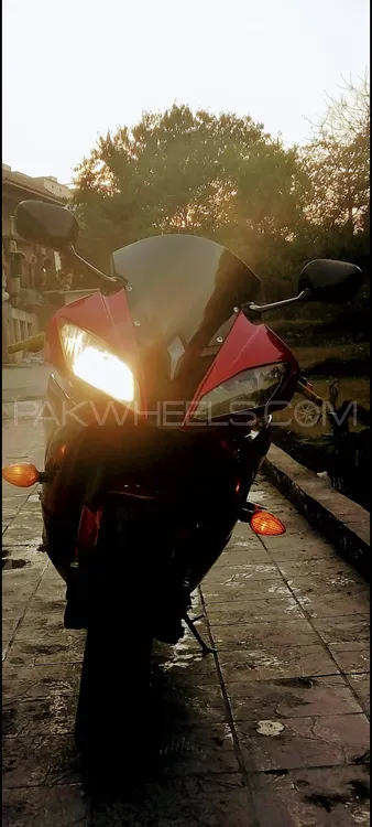 Yamaha YZF-R6 2011 for Sale Image-1