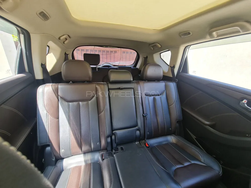 DFSK Glory 580 2023 for Sale in Rawalpindi DFSK Glory 580 2023 for Sale in Rawalpindi Image-8