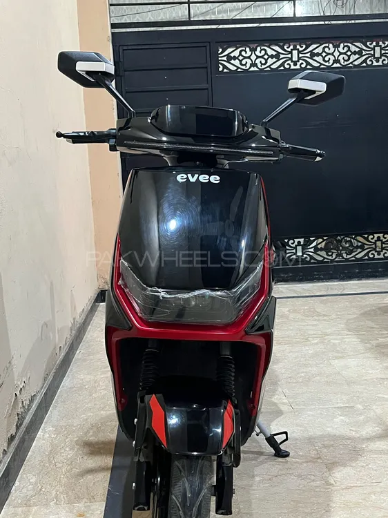 Evee Gen-Z 2025 for Sale Image-1