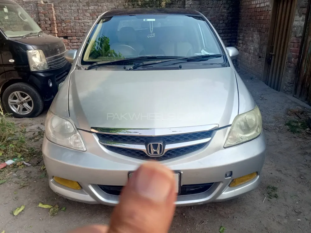 Honda City 2004 for Sale in Lahore Image-1
