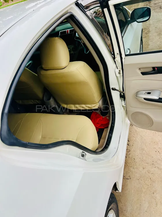 Honda City 2017 for Sale in Multan Honda City 2017 for Sale in Multan Image-9