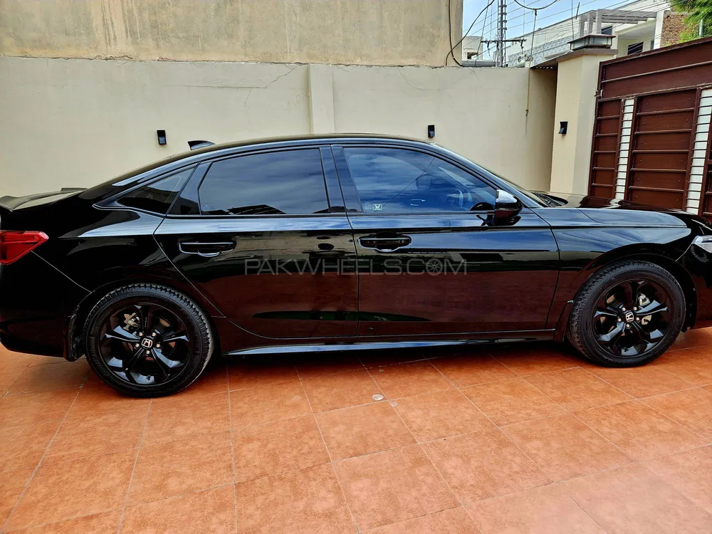 Honda Civic 2023 for Sale in Multan Image-1
