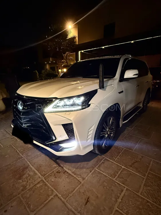 Lexus LX Series 2016 for Sale in Karachi Image-1