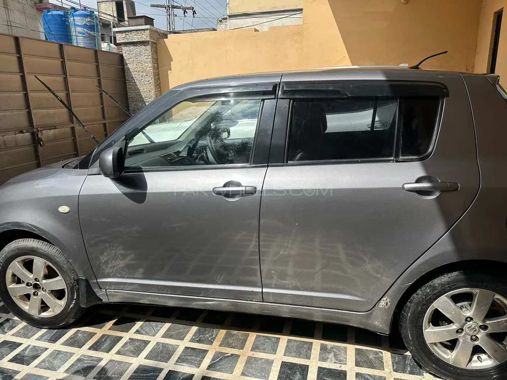 Suzuki Swift 2012 for Sale in Lahore Image-1