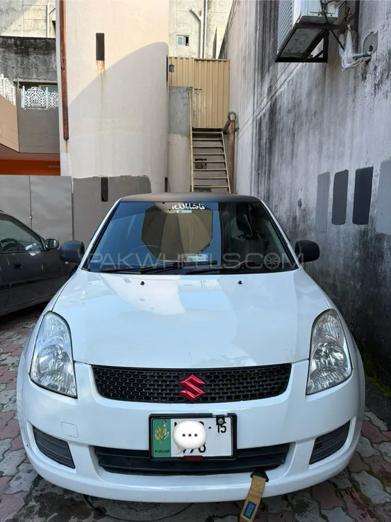 Suzuki Swift 2015 for Sale in Lahore Image-1