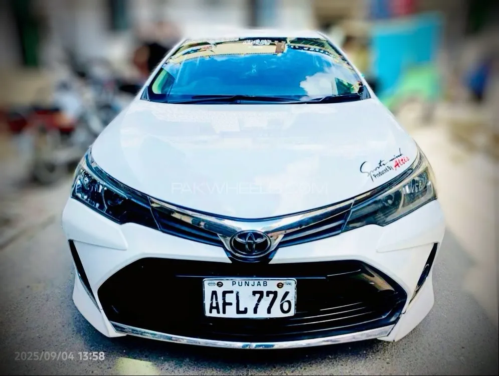 Toyota Corolla 2021 for Sale in Lahore Image-1