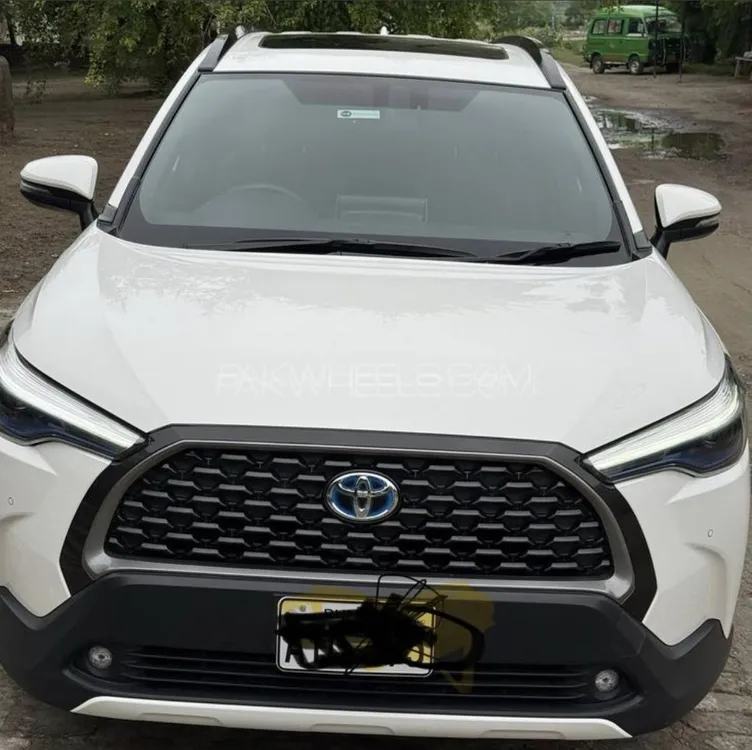 Toyota Corolla Cross 2024 for Sale in Lahore Toyota Corolla Cross 2024 for Sale in Lahore Image-1