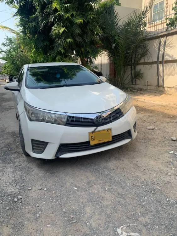Toyota Corolla 2016 for Sale in Karachi Image-1