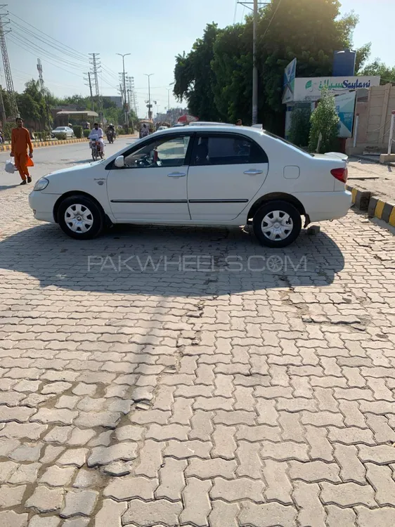 Toyota Corolla 2005 for Sale in Chiniot Toyota Corolla 2005 for Sale in Chiniot Image-2