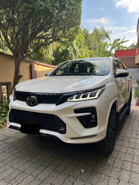 Toyota Fortuner 2024 for Sale in Lahore Image-1
