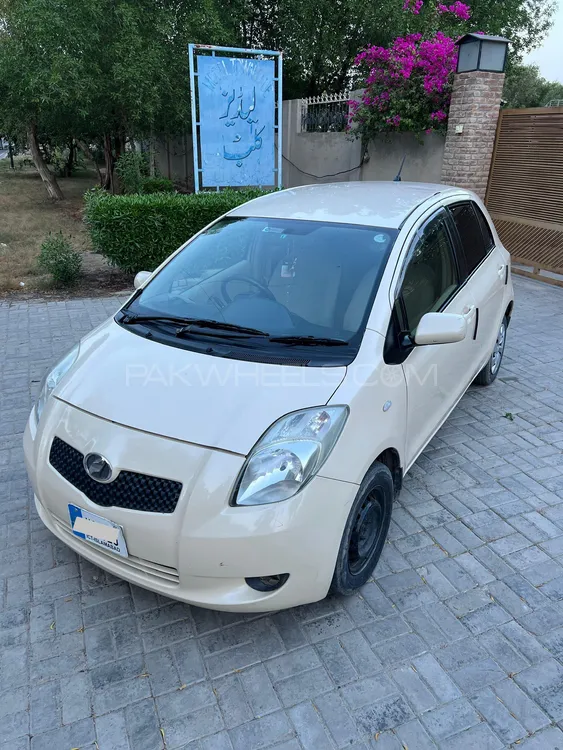 Toyota Vitz 2007 for Sale in Bahawalpur Image-1
