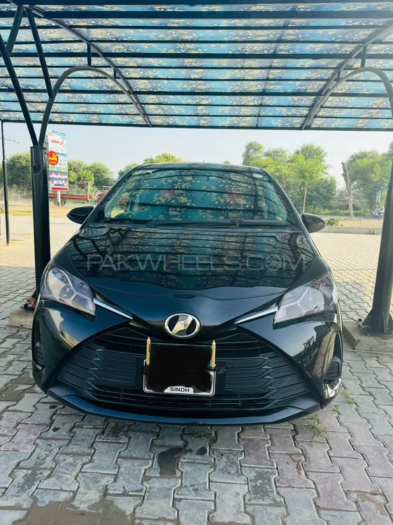 Toyota Vitz 2018 for Sale in Pak pattan sharif Image-1