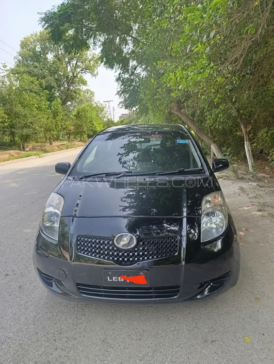 Toyota Vitz 2007 for Sale in Peshawar Image-1