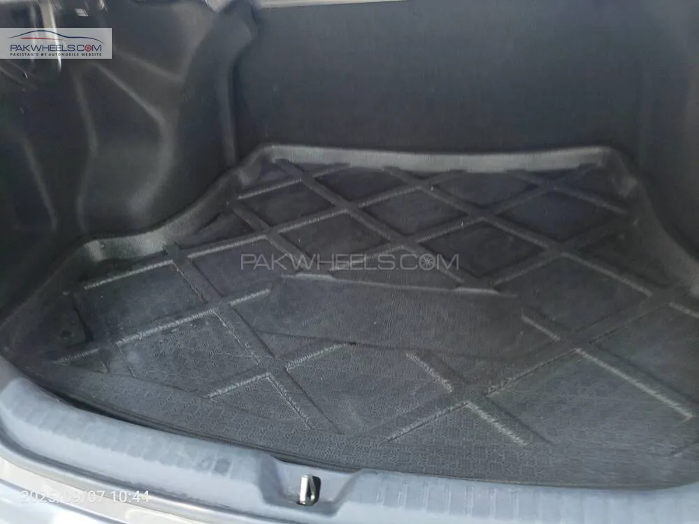 Toyota Yaris Sedan 2022 for Sale in Karachi Toyota Yaris Sedan 2022 for Sale in Karachi Image-8
