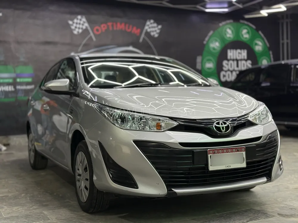 Toyota Yaris Sedan 2021 for Sale in Karachi Image-1